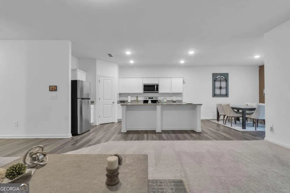 71 Carnaby ST Winder, GA 30680