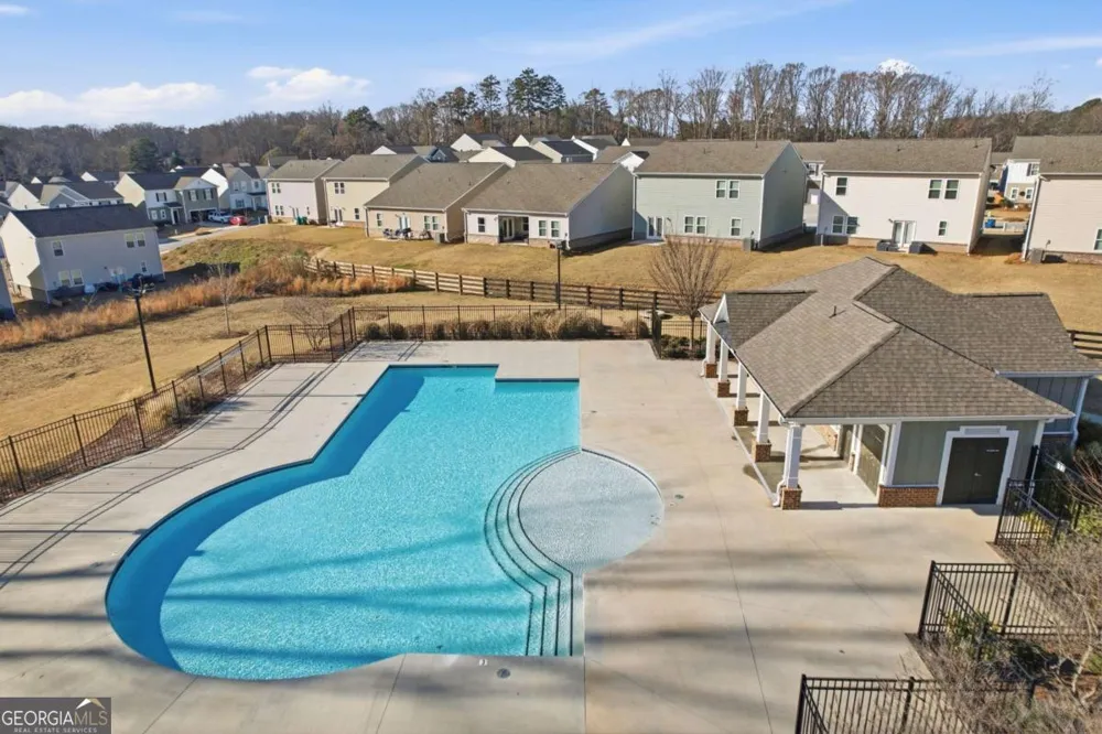71 Carnaby ST Winder, GA 30680
