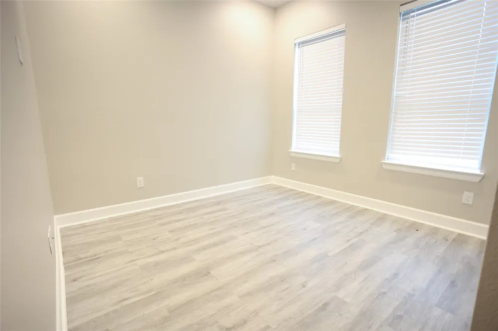 17816 County Road 4072 Kemp, TX 75143