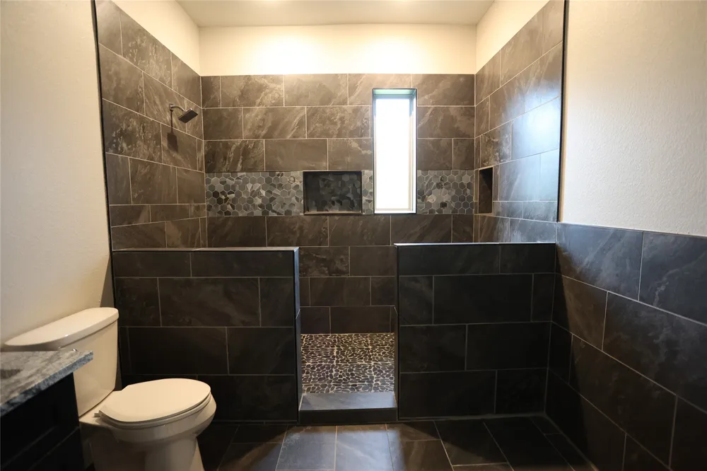 17816 County Road 4072 Kemp, TX 75143
