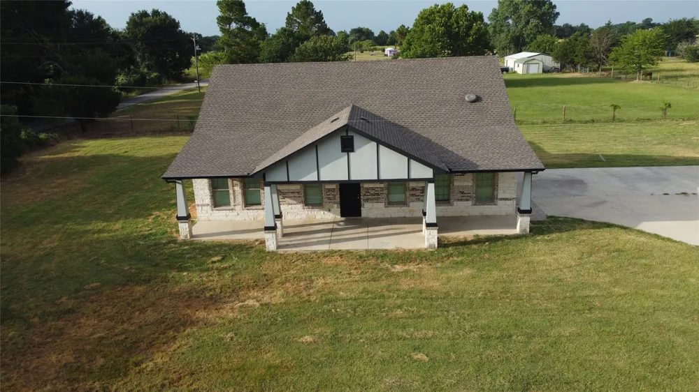 17816 County Road 4072 Kemp, TX 75143