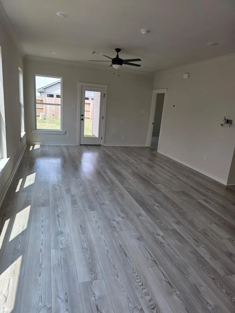 21122 Autumn Heights Bonney, TX 77583