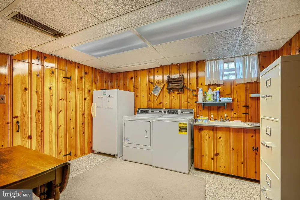 6012 WINTHROPE AVENUE Baltimore, MD 21206