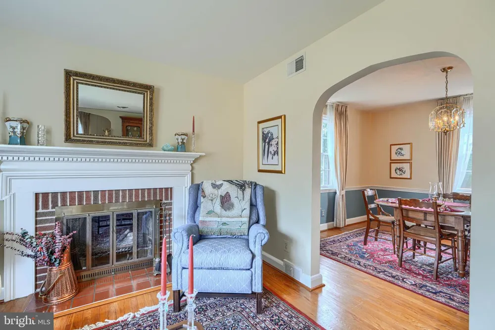 6012 WINTHROPE AVENUE Baltimore, MD 21206