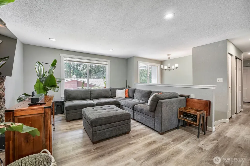 18608 SE 265th Street Covington, WA 98042