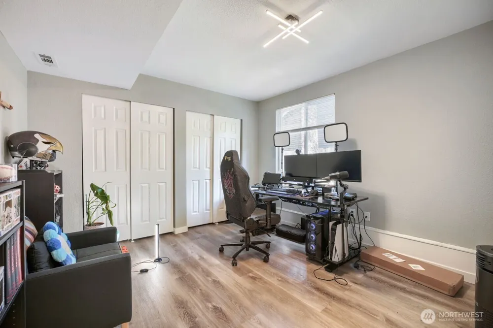 18608 SE 265th Street Covington, WA 98042