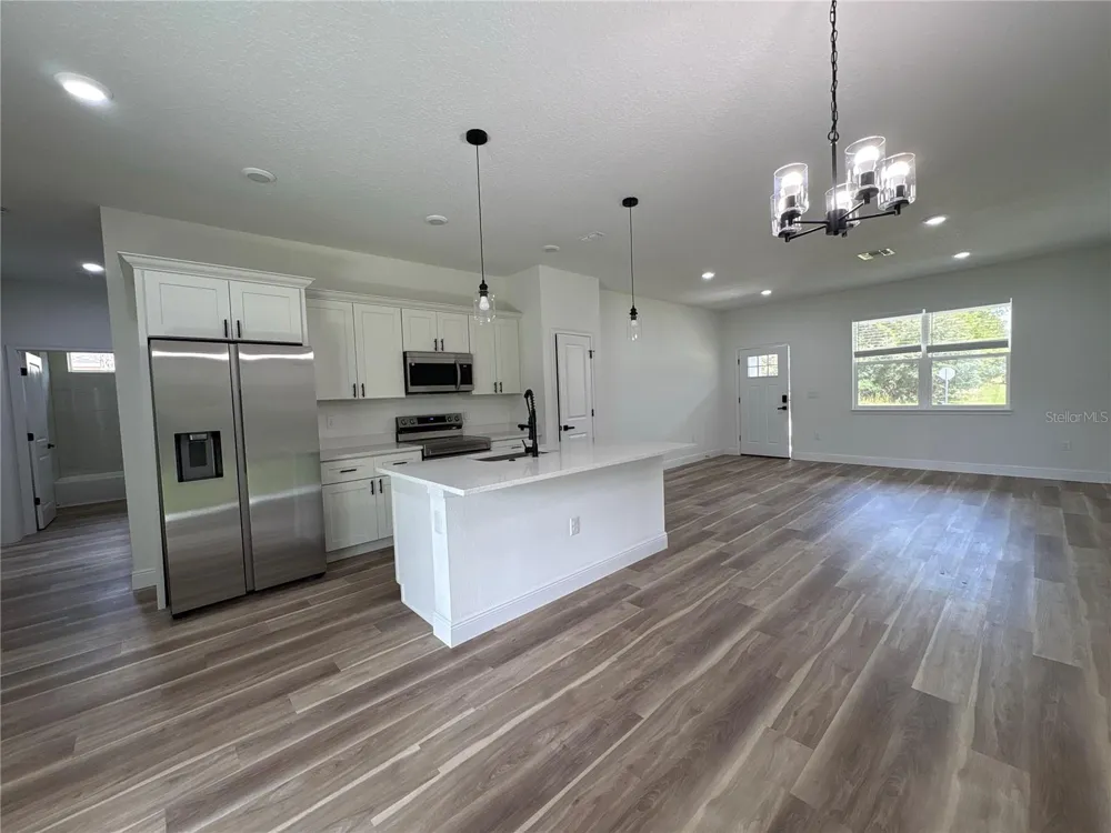 1852 W QUAKER LANE Citrus Springs, FL 34434