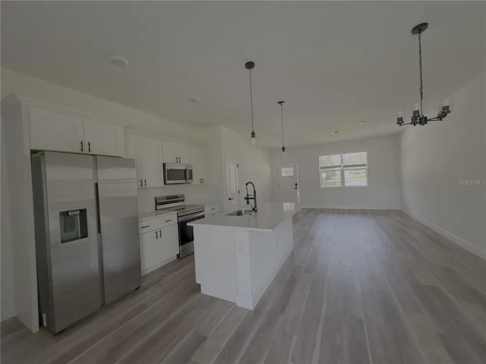 1852 W QUAKER LANE Citrus Springs, FL 34434