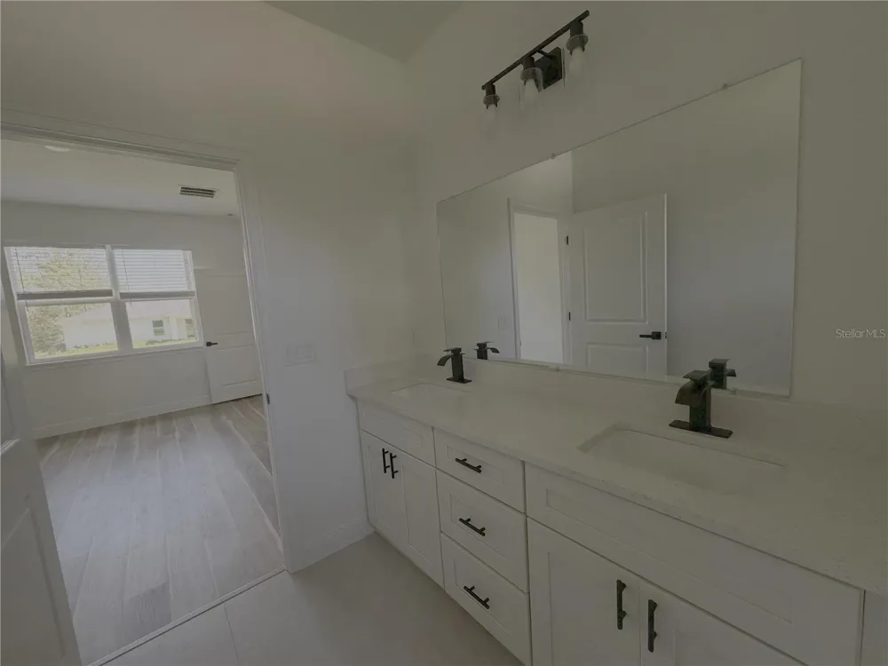 1852 W QUAKER LANE Citrus Springs, FL 34434