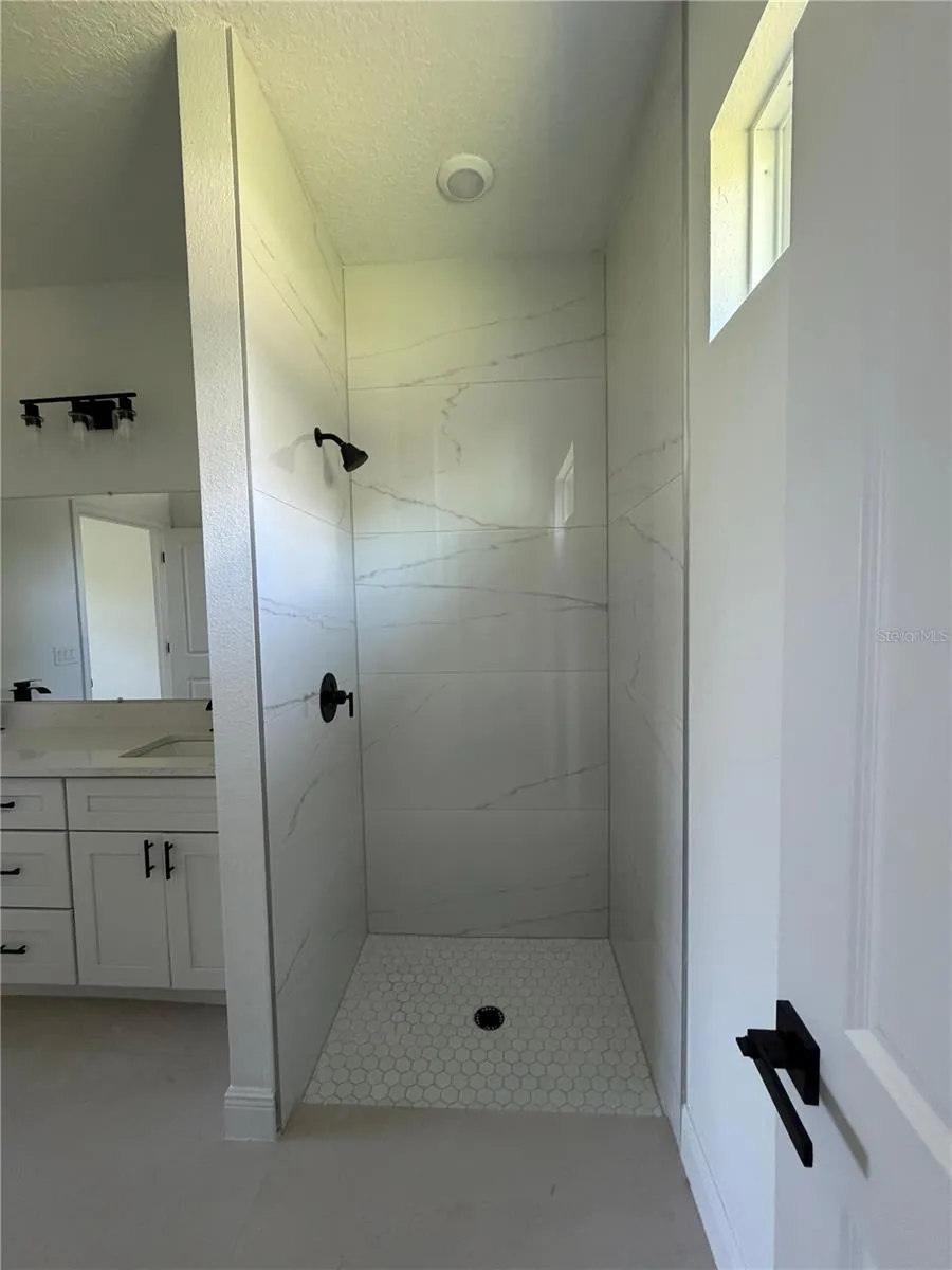 1852 W QUAKER LANE Citrus Springs, FL 34434
