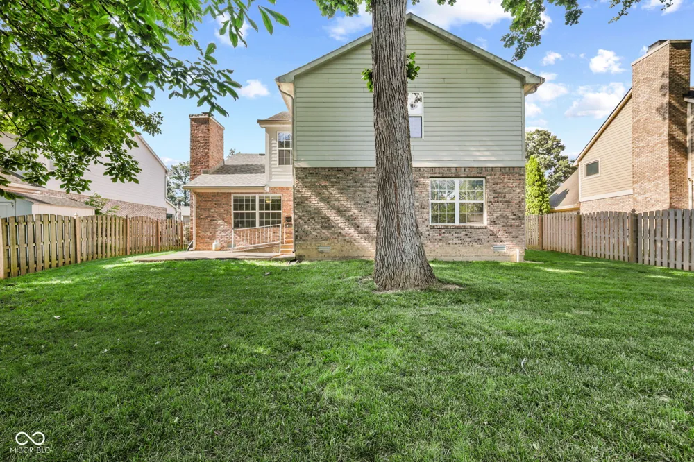 923 Stave Oak Drive Beech Grove, IN 46107
