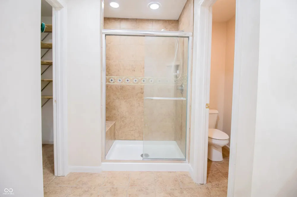 923 Stave Oak Drive Beech Grove, IN 46107