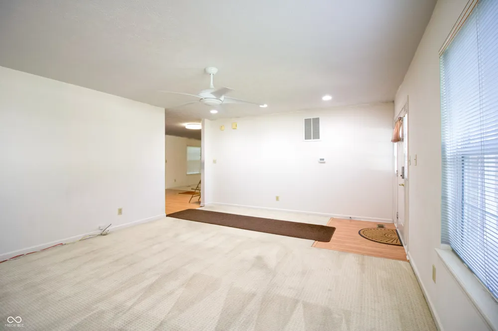 923 Stave Oak Drive Beech Grove, IN 46107