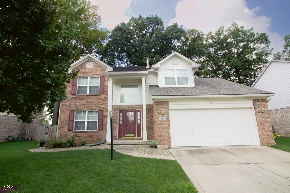 923 Stave Oak Drive Beech Grove, IN 46107
