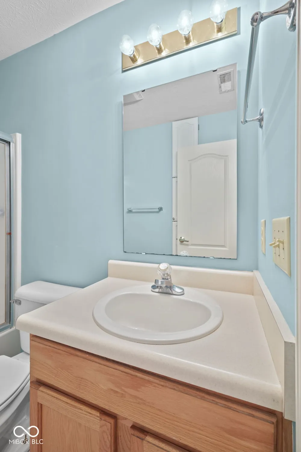 923 Stave Oak Drive Beech Grove, IN 46107
