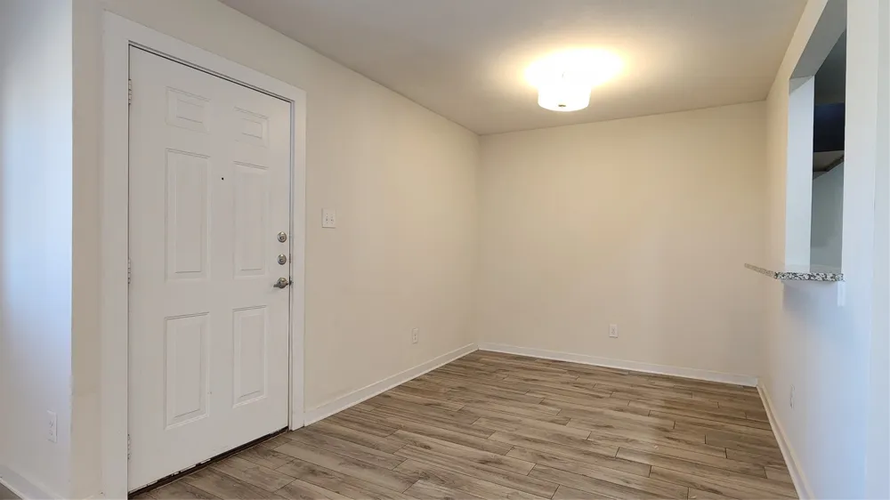 931 Robineta Gunter, TX 75058