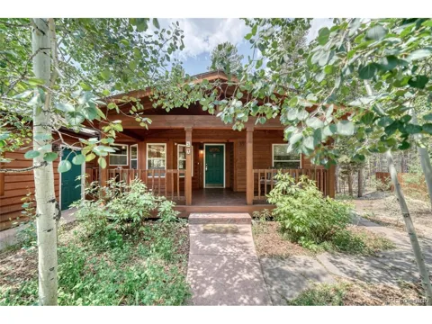 37 Comstock Court