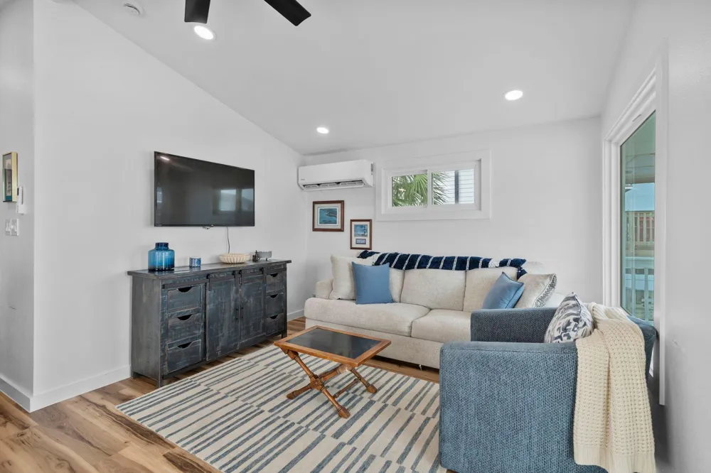 16708 Cabeza De Vaca Jamaica Beach, TX 77554