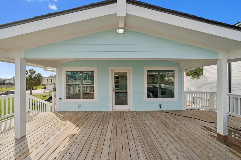 16708 Cabeza De Vaca Jamaica Beach, TX 77554