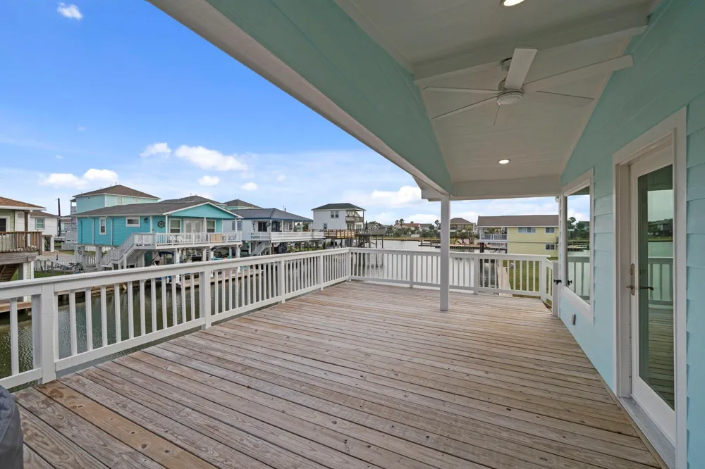 16708 Cabeza De Vaca Jamaica Beach, TX 77554