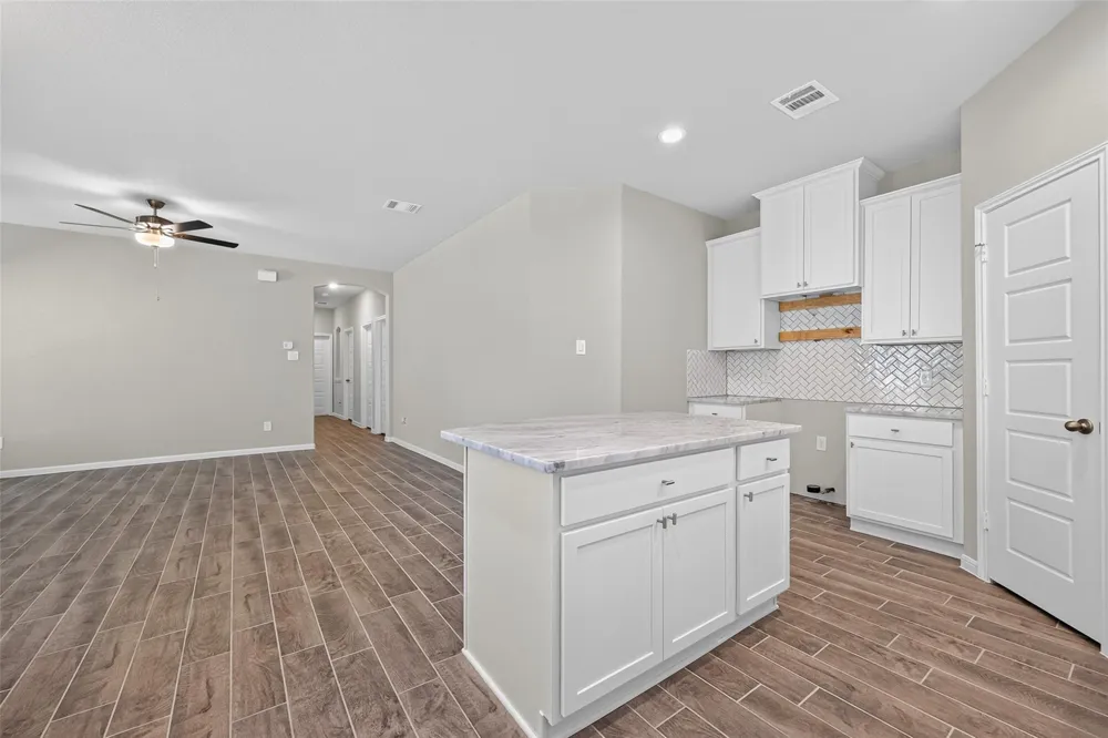 516 Emerald Thicket Huffman, TX 77336