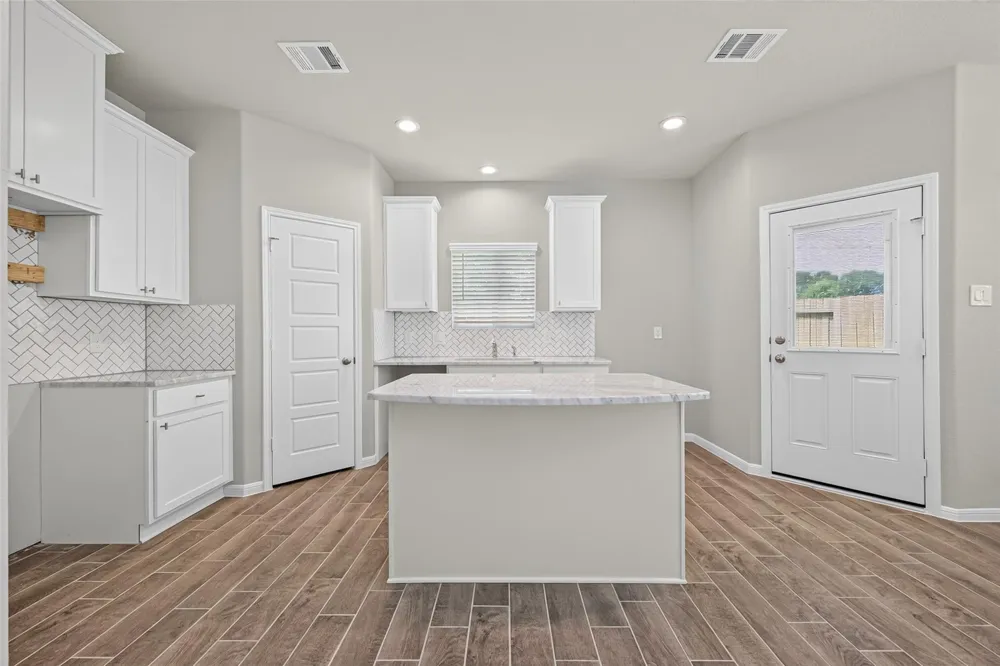516 Emerald Thicket Huffman, TX 77336