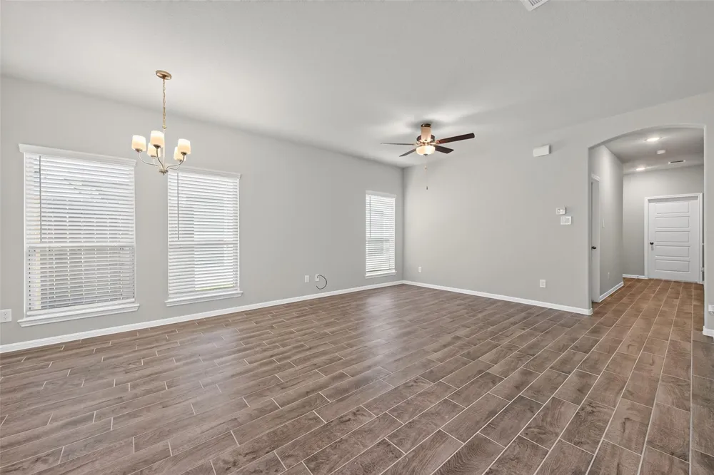 516 Emerald Thicket Huffman, TX 77336