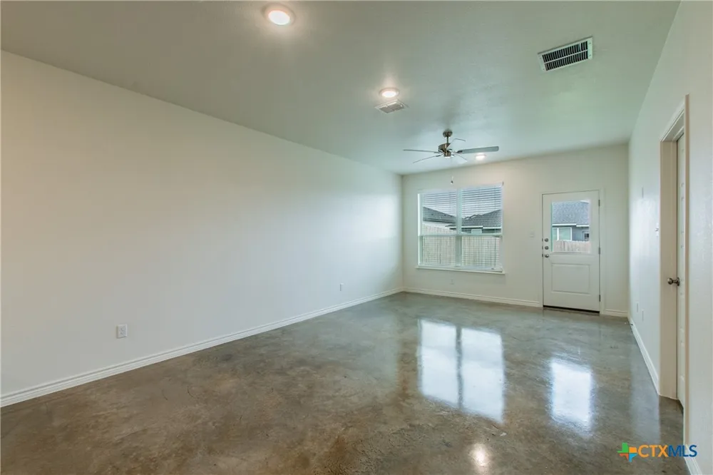 3901 Sugar Hackberry Trail #B Killeen, TX 76542