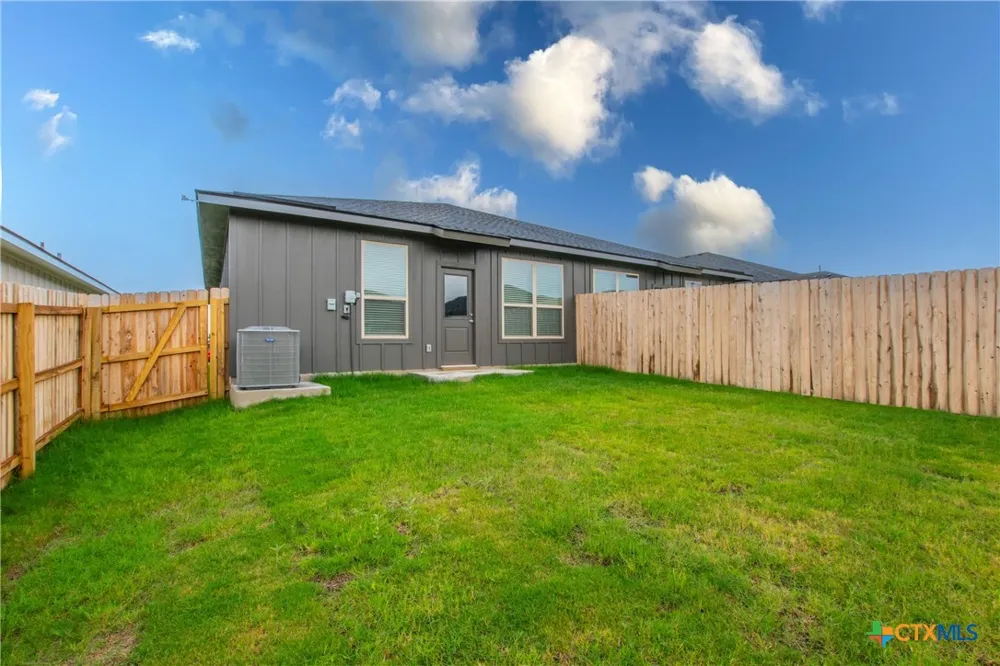 3901 Sugar Hackberry Trail #B Killeen, TX 76542