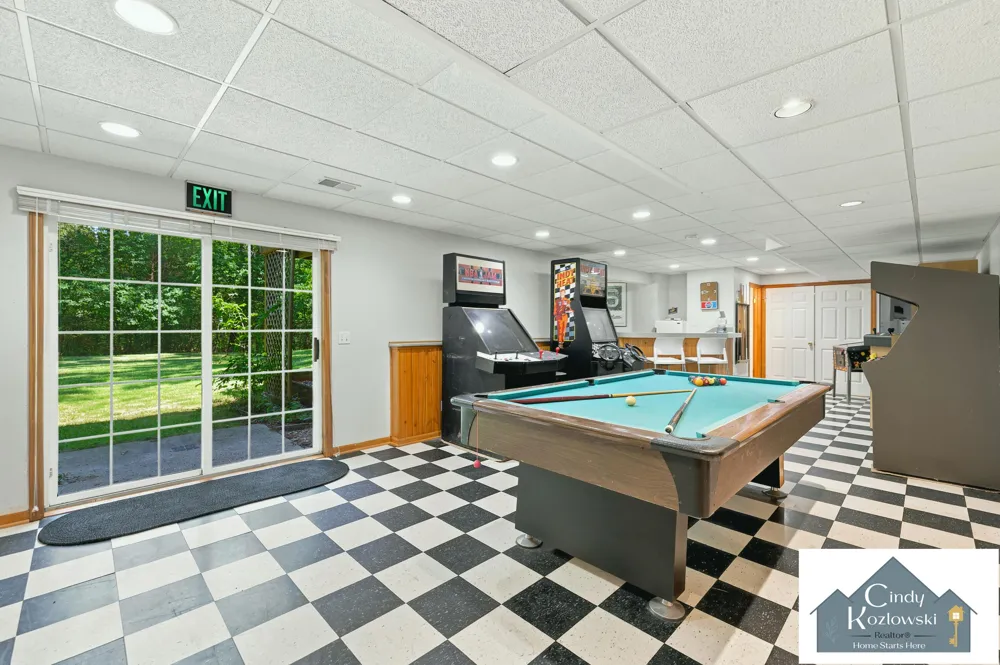 4959 Brookestone Drive NE Rockford, MI 49341