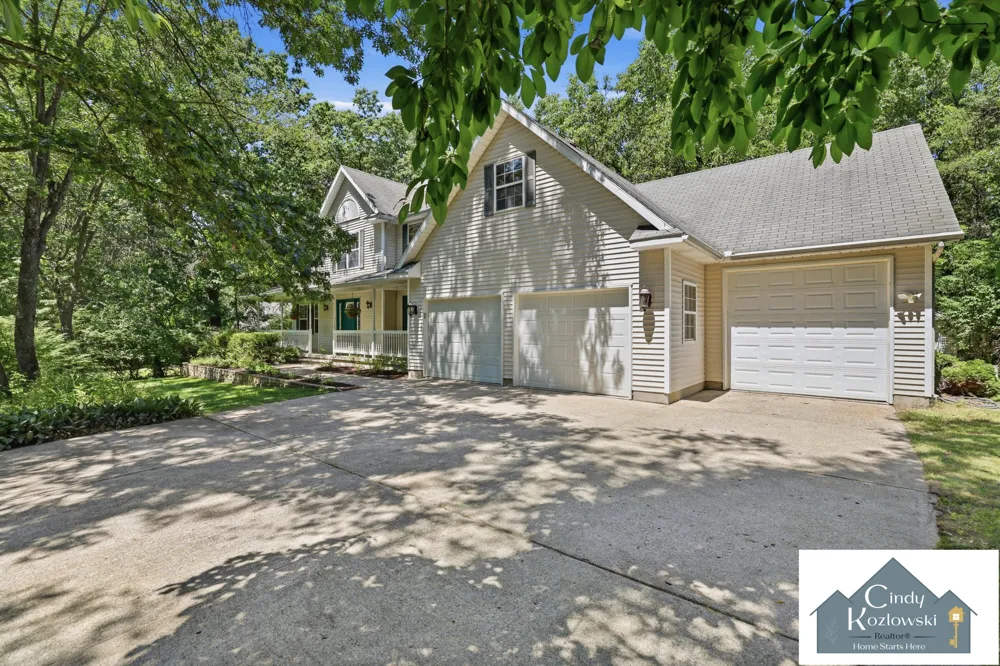 4959 Brookestone Drive NE Rockford, MI 49341