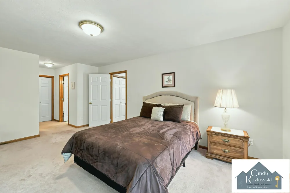 4959 Brookestone Drive NE Rockford, MI 49341