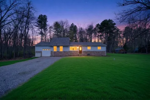 11444 Hillary Drive