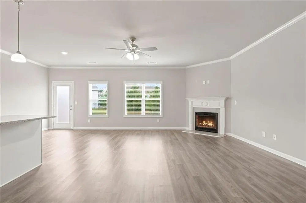 5052 Silver Fox Road Oakwood, GA 30566