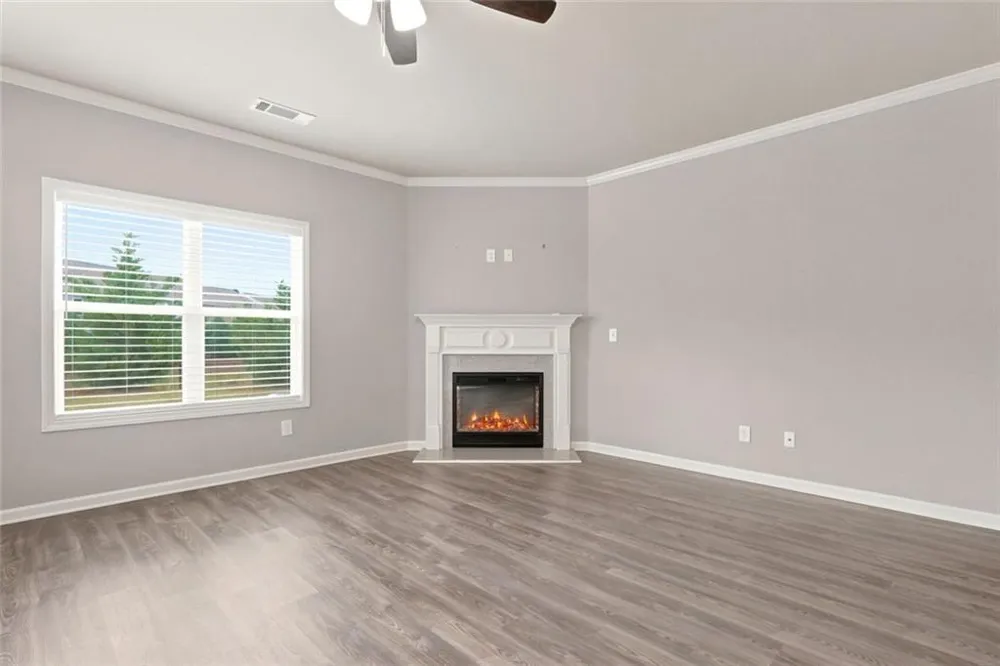 5052 Silver Fox Road Oakwood, GA 30566