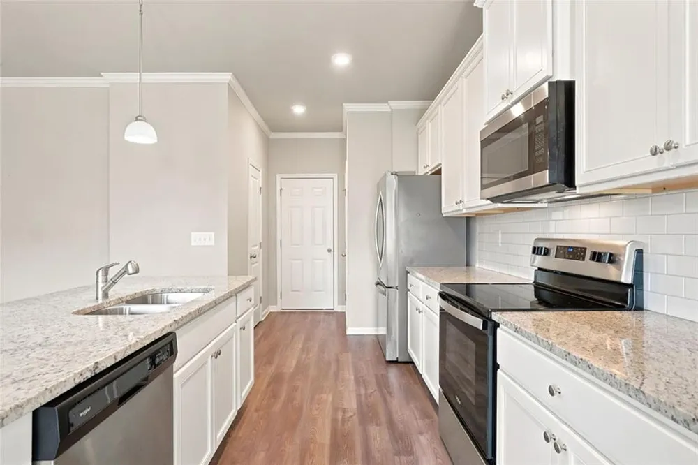 5052 Silver Fox Road Oakwood, GA 30566