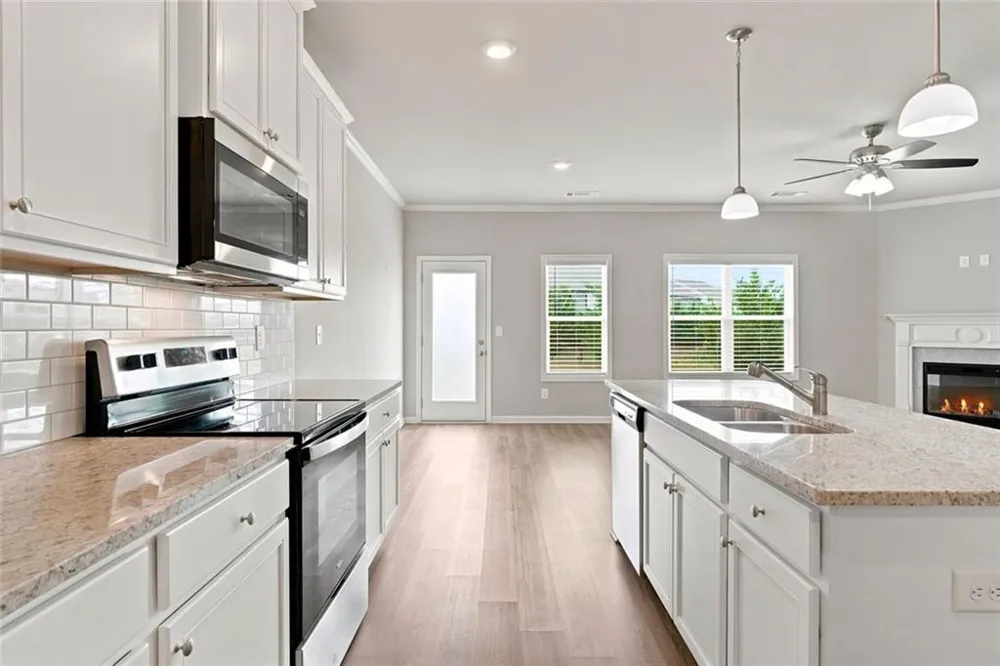 5052 Silver Fox Road Oakwood, GA 30566