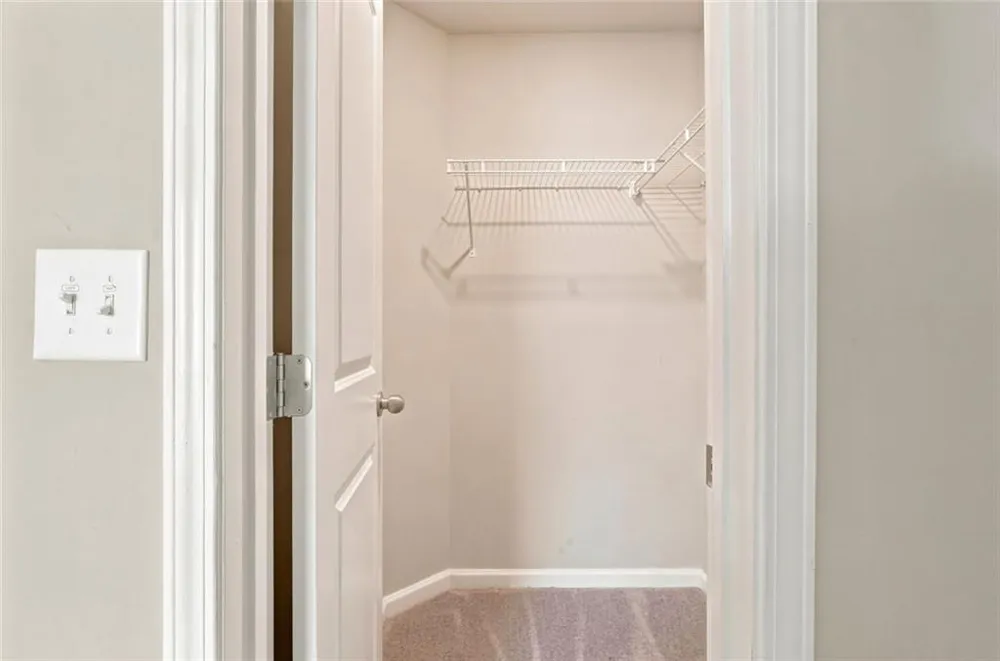 5052 Silver Fox Road Oakwood, GA 30566