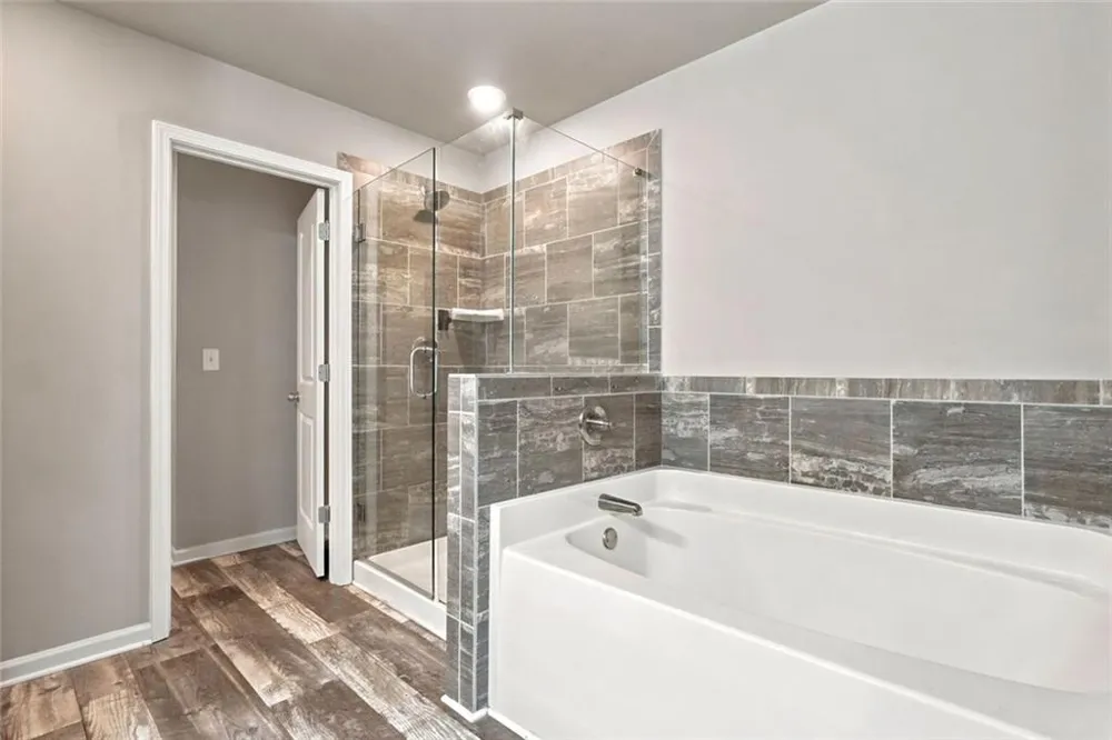 5052 Silver Fox Road Oakwood, GA 30566