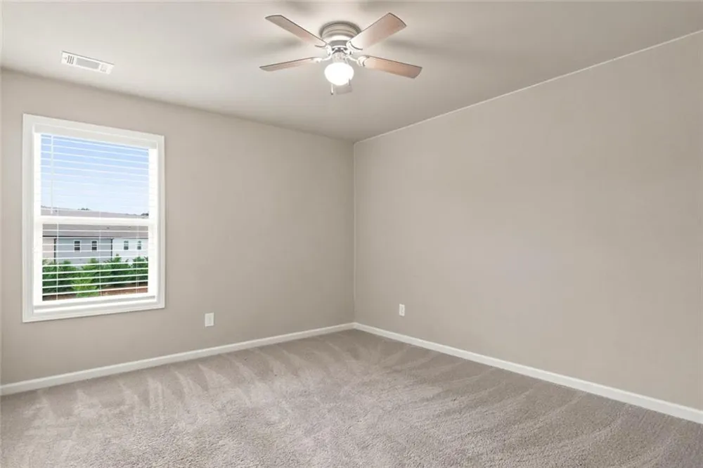 5052 Silver Fox Road Oakwood, GA 30566