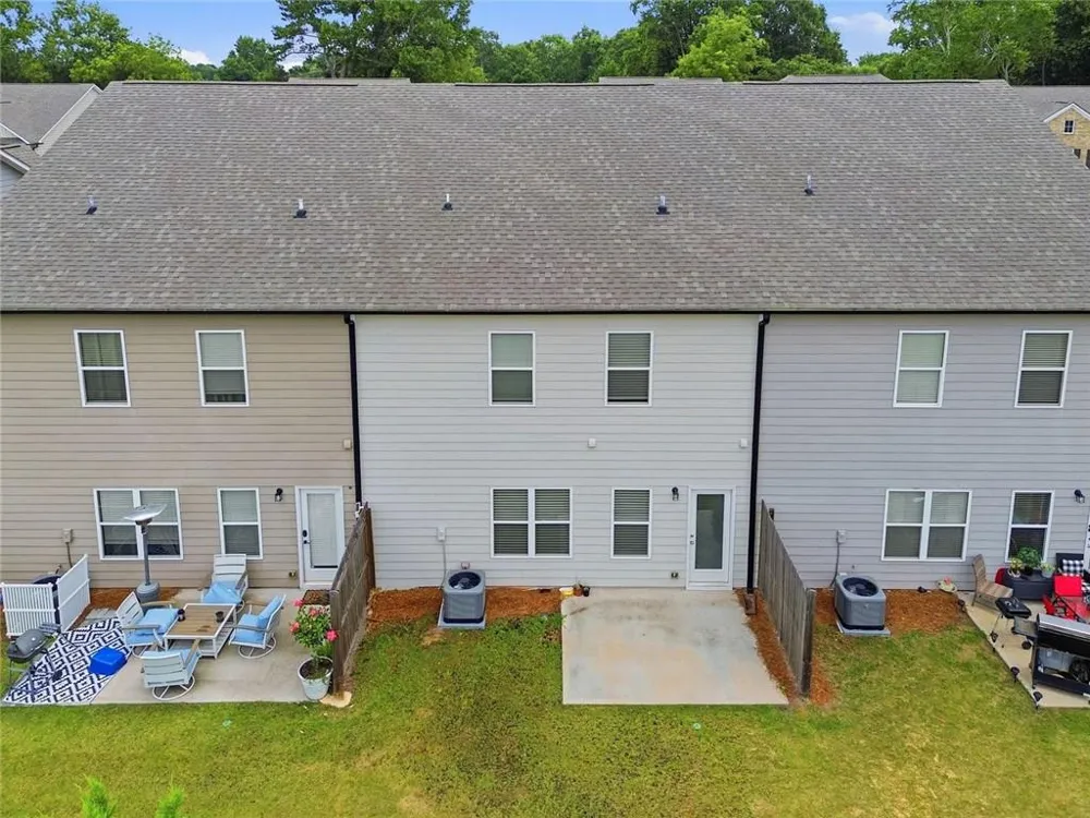 5052 Silver Fox Road Oakwood, GA 30566