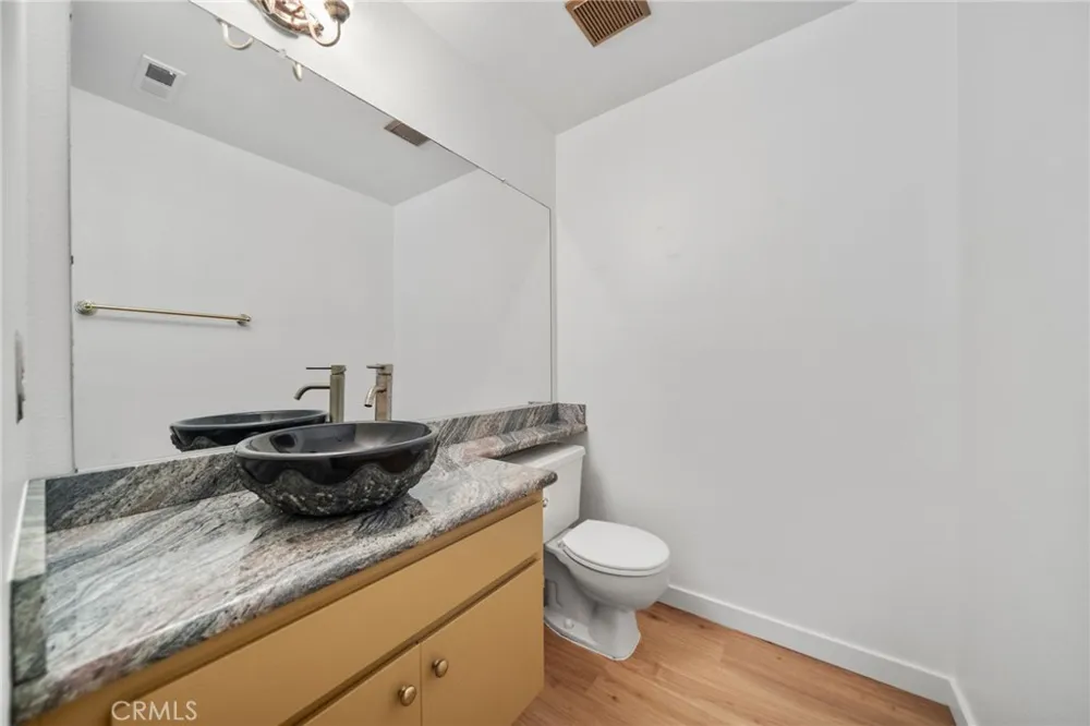6571 Camino Capistrano Carlsbad, CA 92009