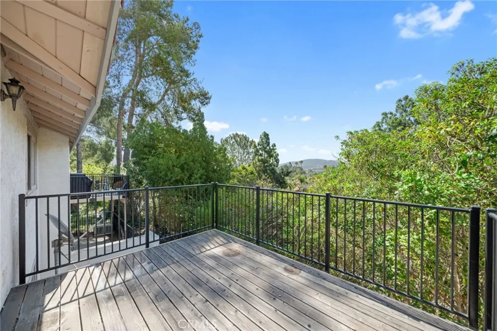 6571 Camino Capistrano Carlsbad, CA 92009