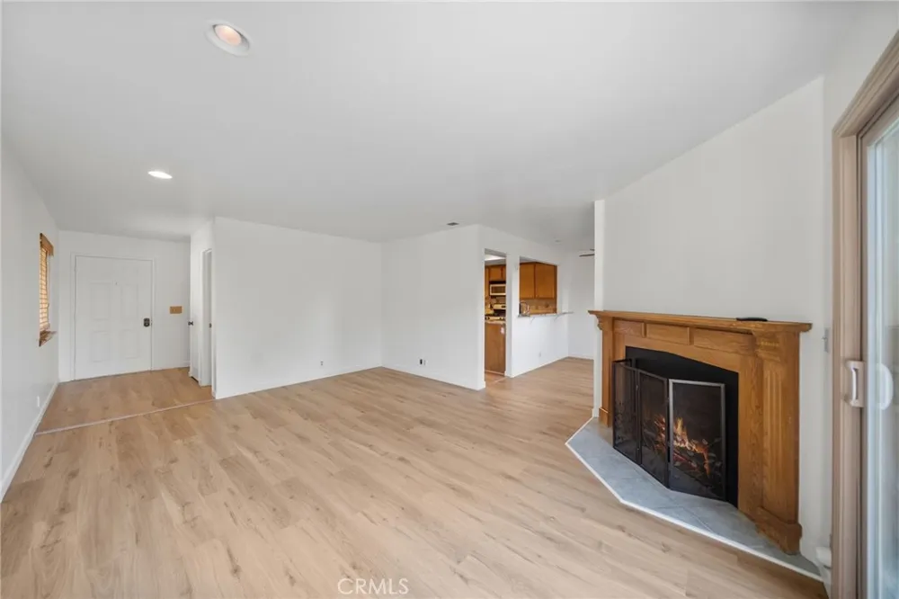 6571 Camino Capistrano Carlsbad, CA 92009