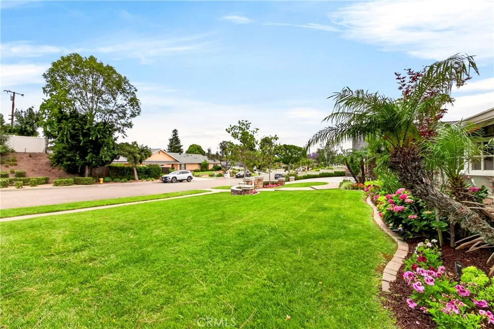 1448 W Domingo Road Fullerton, CA 92833