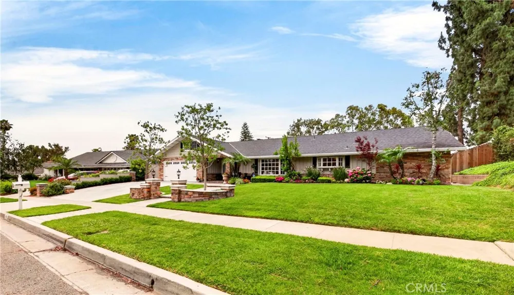 1448 W Domingo Road Fullerton, CA 92833