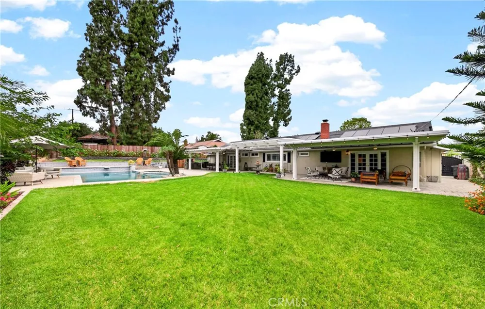 1448 W Domingo Road Fullerton, CA 92833