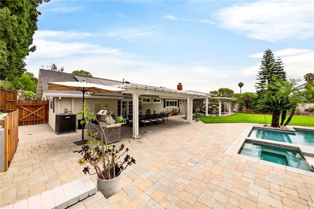 1448 W Domingo Road Fullerton, CA 92833