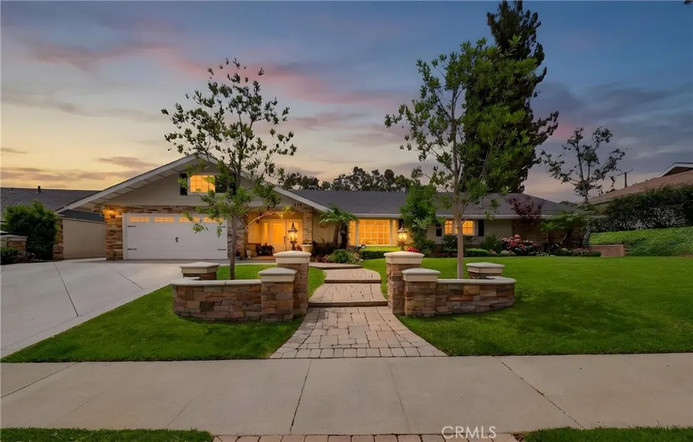 1448 W Domingo Road Fullerton, CA 92833