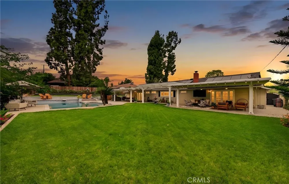1448 W Domingo Road Fullerton, CA 92833